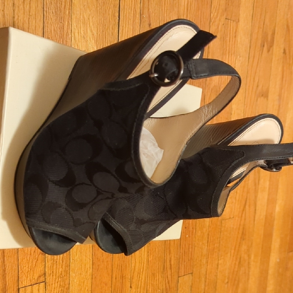 Chic Black Wedge Sandals with Slingback Strap